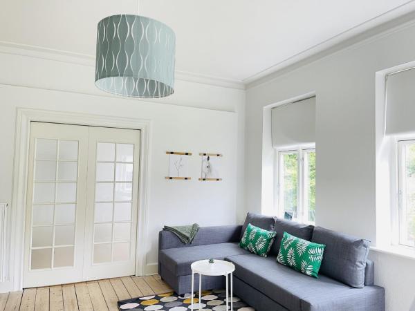 Fotografie 7: aday - City Central Mansion - 1 bedroom apartment with garden