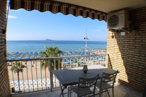 A la foto es mostra l'objecte RANCHOS 3-2 Levante Beach situat a la ciutat de Benidorm.