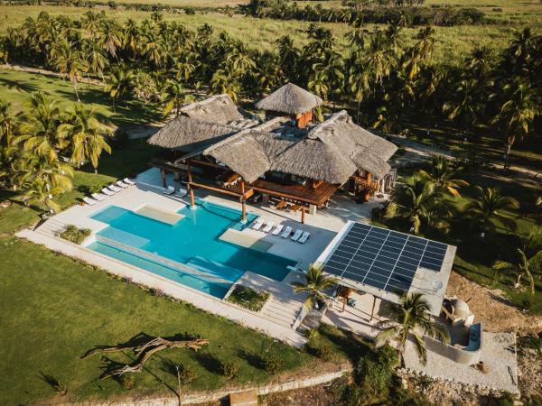 A la foto es mostra l'objecte Casa Kundavi Beach Front Paradise situat a la ciutat de Recado.