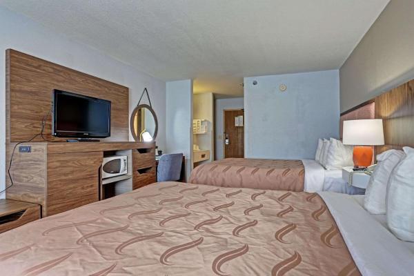 På billedet ses objektet Quality Inn Pierre-Fort Pierre beliggende i byen Pierre.