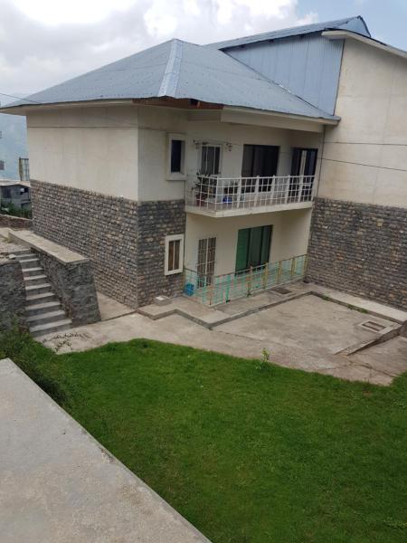 A la foto es mostra l'objecte Bhurban 2bed townhouse with a lawn situat a la ciutat de Dewal.