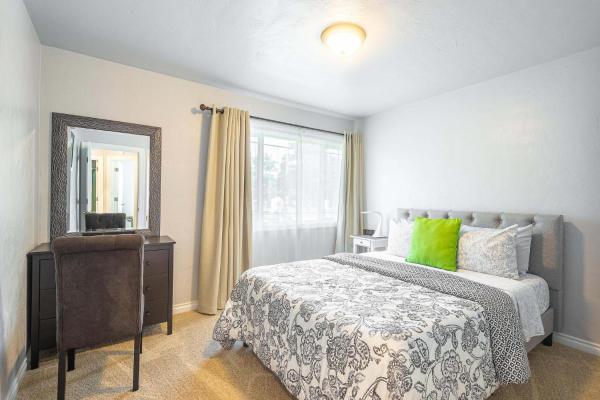 Fotografie 5: Duplex in Alberta Art District