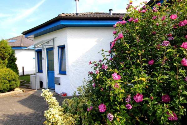 A la foto es mostra l'objecte STW24a Bungalow situat a la ciutat de Dorum Neufeld.