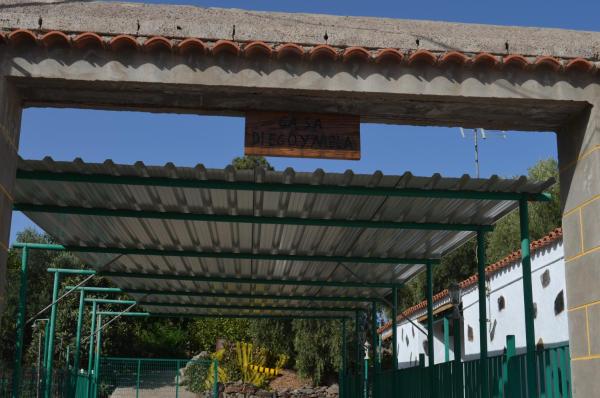 Nella foto è visibile l'oggetto Casa de Diego y Mela situato nella città di Los Cercados.