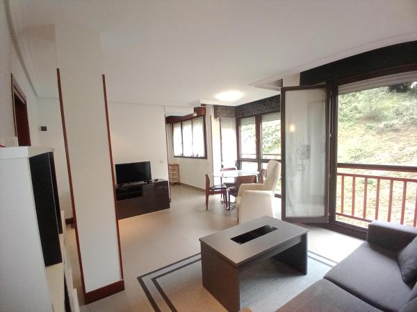 写真にはエイバル市にあるApartamento Ana con garajeが写っています。