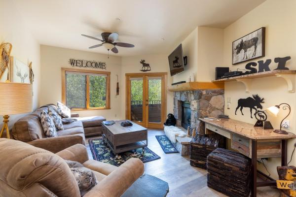 A la foto es mostra l'objecte 8115 Arapahoe Lodge condo situat a la ciutat de Keystone.