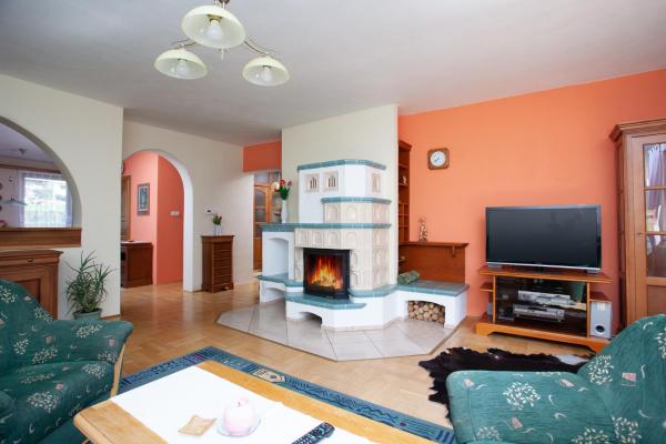 A la foto es mostra l'objecte Penzión Javor - apartmány situat a la ciutat de Ždiar.
