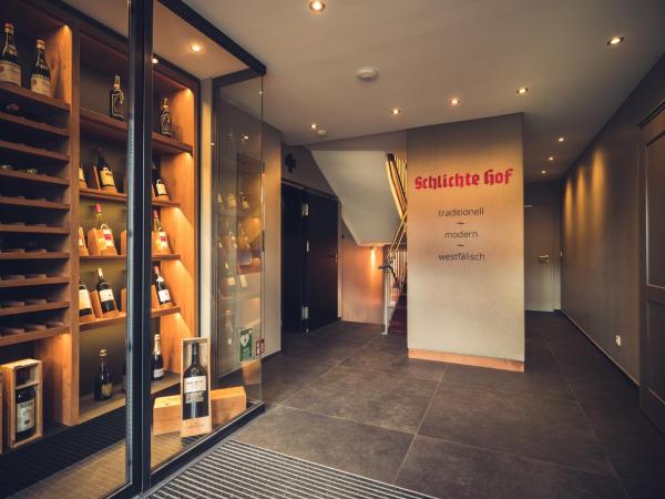 The photo shows the Schlichte Hof GmbH located in the city of Bielefeld.