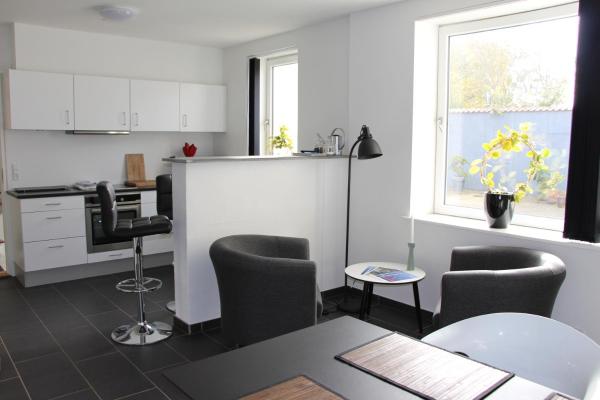 På billedet ses objektet Søgade 7, St., 8500 Grenaa beliggende i byen Grenå.