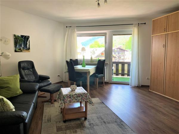 Na fotografii je vidět objekt Nebelhorn Appartements 202 und 119 nacházející se ve městě Oberstdorf.