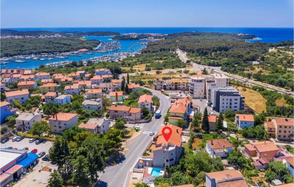 5 Bedroom Beautiful Home In Pula - Banjole