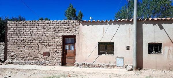 På bildet vises objektet Hostel Casa de Familia som ligger i byen Humahuaca.