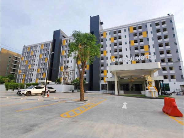 A la foto es mostra l'objecte Chateau Hotel & Apartments situat a la ciutat de Pathum Thani.