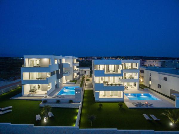 A la foto es mostra l'objecte Apartments & Rooms Pool Villas Maris B situat a la ciutat de Novalja.