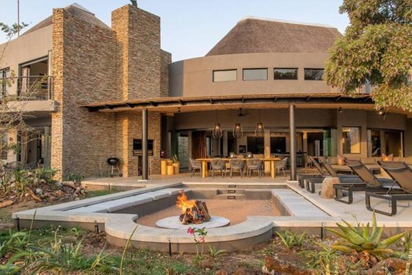 Na fotografii je vidět objekt Luxury Villa looking onto Kruger National Park nacházející se ve městě Belfast.