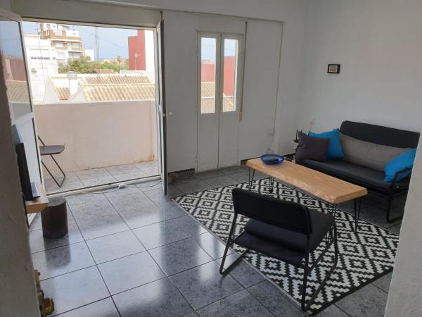 Apartment 400 meters from the beach, Валенсия