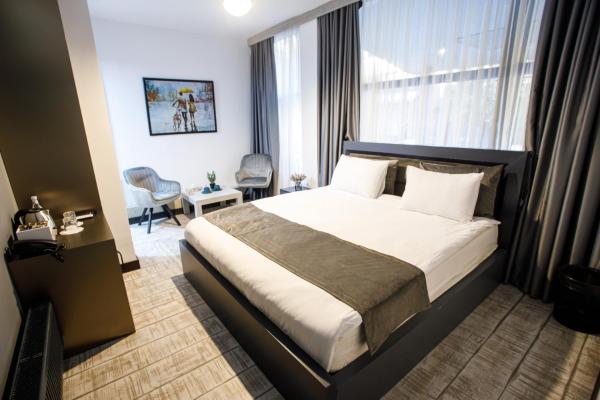 The Phoenix Boutique Hotel, Ереван