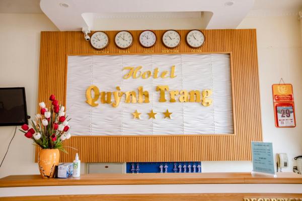 Στη φωτογραφία φαίνεται το αντικείμενο Quỳnh Trang που βρίσκεται στην πόλη Thường Son.