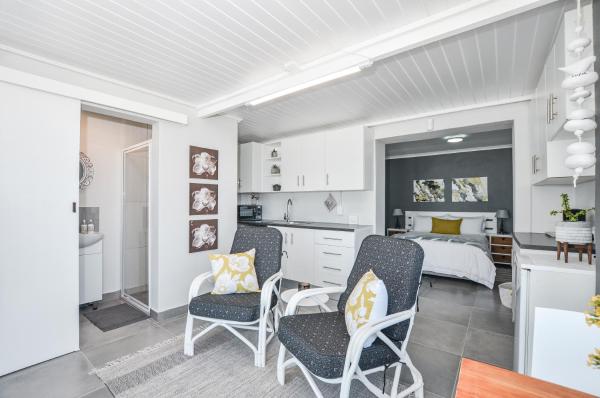 Hip-nautic - Yzerfontein