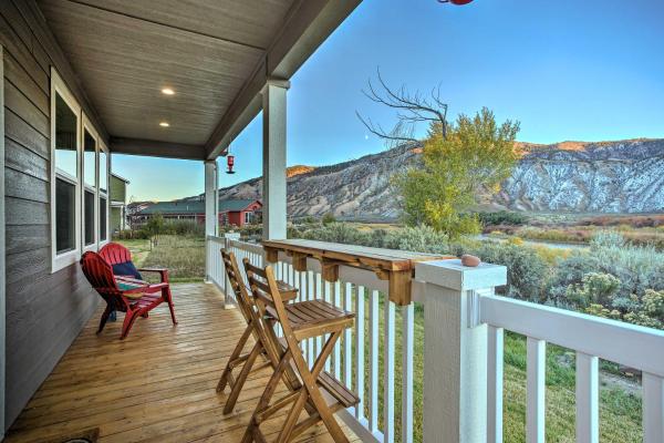 A la foto es mostra l'objecte Magnificent Gypsum Retreat on the Colorado River! situat a la ciutat de Gypsum.