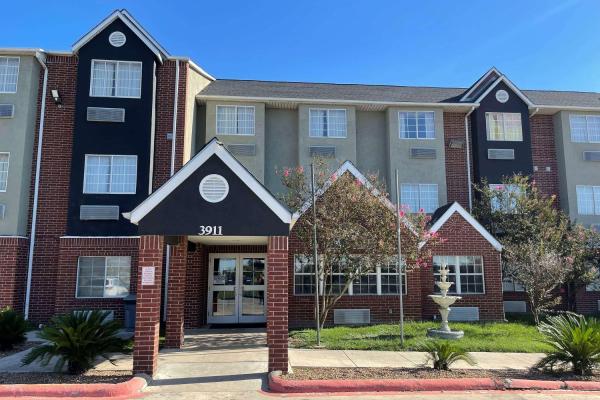 Foto 1: Super 8 by Wyndham San Antonio Downtown NE
