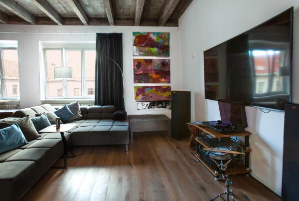 Contemporary apartment with fireplace & terrace, Banská Bystrica