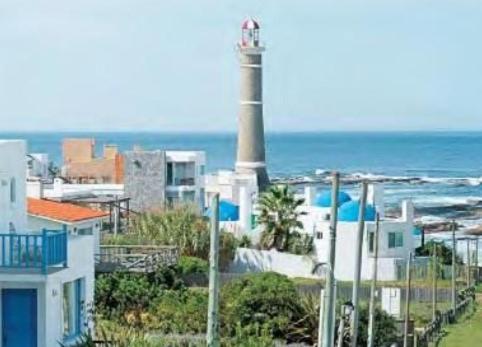 写真にはホセ・イグナシオ市にあるAlquiler Habitación Independiente en el centro de José Ignacio!が写っています。