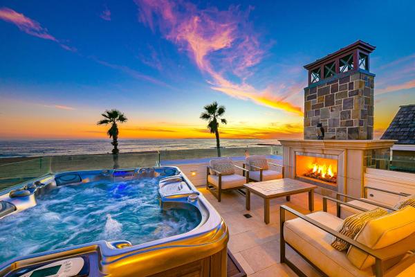 Luxury Beach Front Escape - California