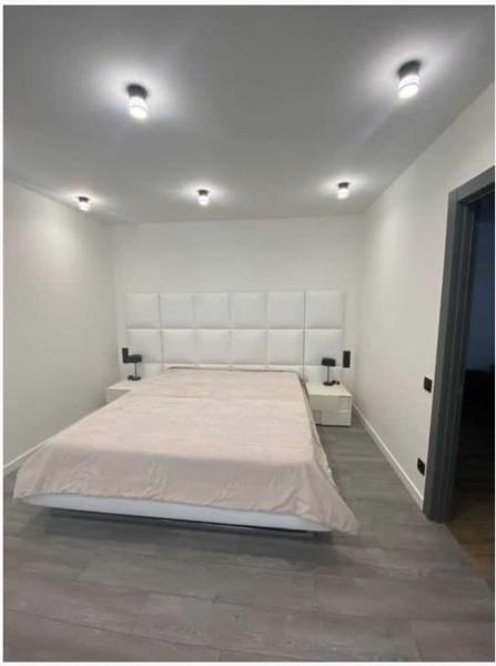 A la foto es mostra l'objecte Lux 1-bedroom beautiful apartment Most City Central area situat a la ciutat de Dnipró.