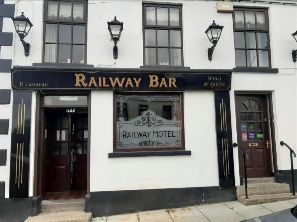A la foto es mostra l'objecte Railway Bar Apartment situat a la ciutat de Acton.
