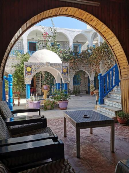 Auf dem Foto ist das Objekt Hôtel Sindbad in der Stadt Houmt Souk zu sehen.