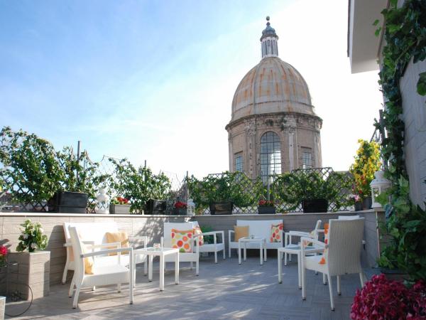 A la foto es mostra l'objecte Hotel San Pietro situat a la ciutat de Nàpols.