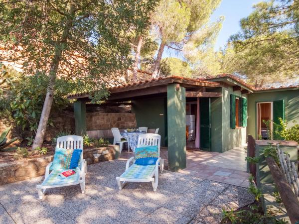 A la foto es mostra l'objecte Holiday Home Piccola Oasi 7 by Interhome situat a la ciutat de Capoliveri.