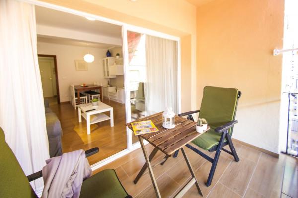 Na zdjęciu widoczny jest obiekt Sea & Wave Don Cristian Apartment położony w mieście Malaga.
