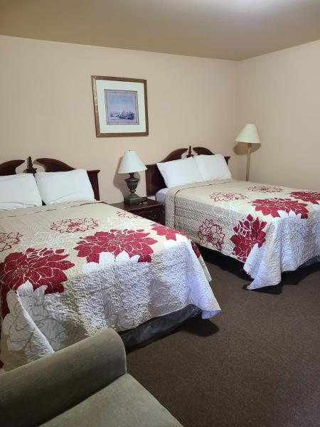 A la foto es mostra l'objecte Clarysville Motel situat a la ciutat de Keyser.
