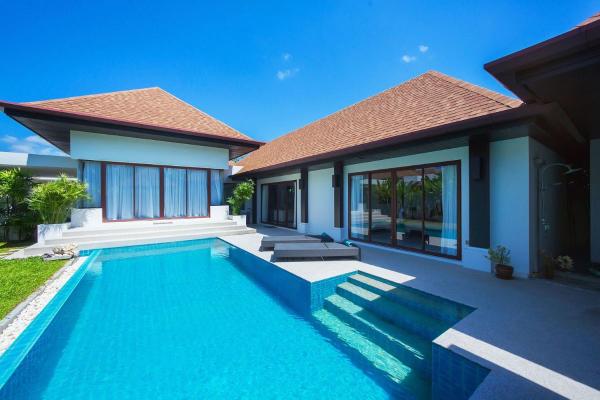 Villa Iorangi| 3 Bedroom Private Pool Residence in Rawai Beach