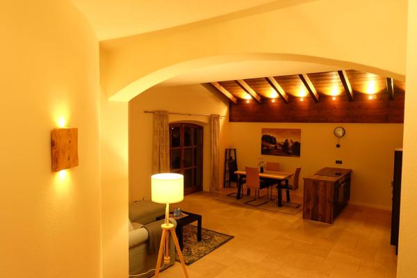 The photo shows the Ferienwohnung Stöckl located in the city of Holzhausen.
