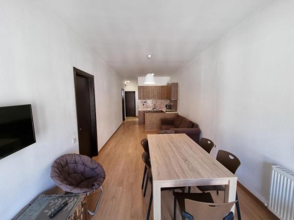 På billedet ses objektet Apartment for 8 in New Gudauri beliggende i byen Gudauri.
