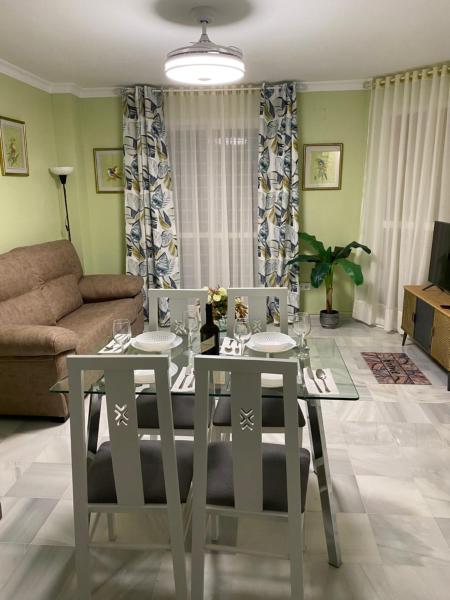 Apartamento Céntrico “Los Pajaritos” Con Garaje. - Jerez de la Frontera