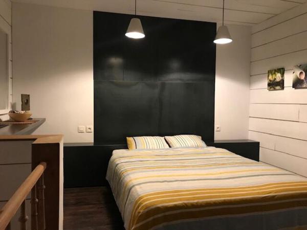 The photo shows the Gite Maison Alfred Soussigne located in the city of Olloy-sur-Viroin.