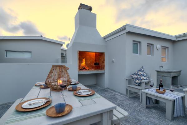 Foto 4: Spring Tide on 28 Main Struisbaai