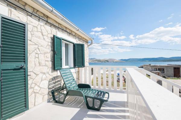 A la foto es mostra l'objecte Apartment Island Sun Terrace situat a la ciutat de Krapanj.
