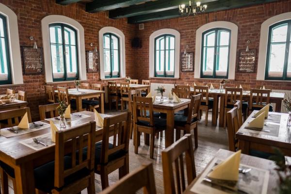 På bilden syns objektet Na Kopečku AD 1795 - penzion s restaurací a wellness v Podkrkonoší som ligger i staden Borovnička.