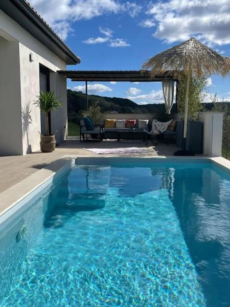 A la foto es mostra l'objecte Villa de vacances avec piscine Lussan(proche Uzes) situat a la ciutat de Lussan.