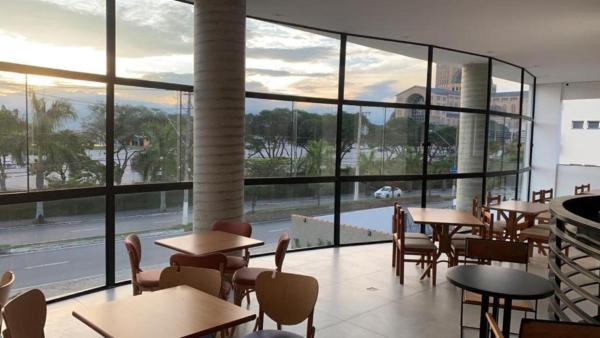 På billedet ses objektet Hotel Peregrinos beliggende i byen Aparecida.