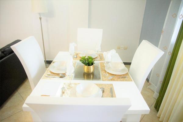 ABT Apartments Bonapriso-7Mins From Airport, Douala