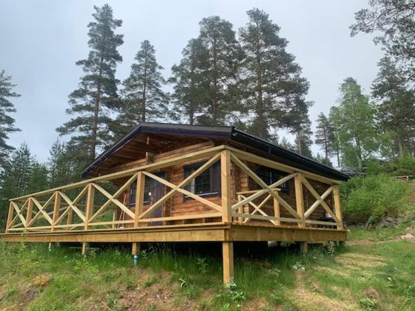 写真にはHållan市にあるStuga Sälen Kläppen 5 bäddar uthyres veckovis Söndag - Söndagが写っています。
