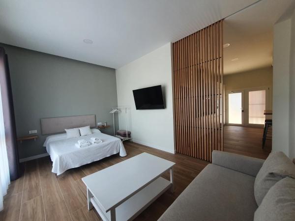 Nella foto è visibile l'oggetto REDONDELA APARTMENTS - Bedroom, Bathroom & Kitchen situato nella città di Ventosela.