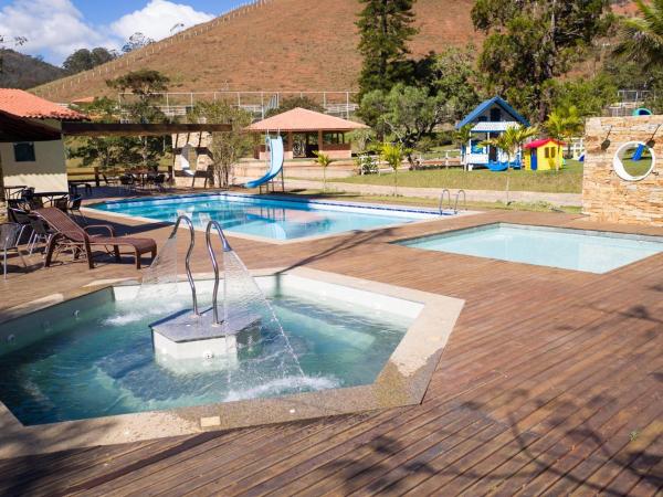 写真にはペトロポリス市にあるHotel Fazenda Vale Imperialが写っています。