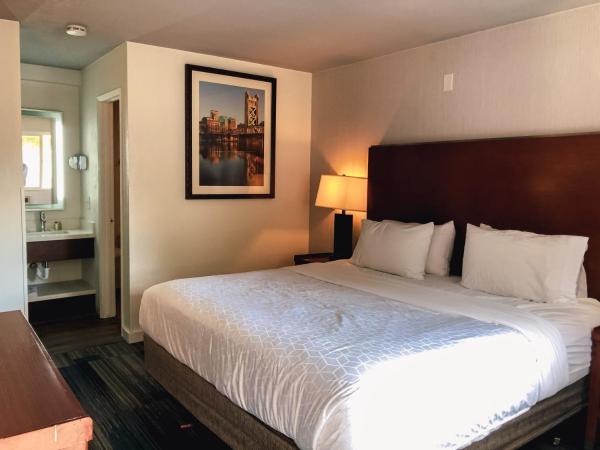 Foto 8: Super 8 by Wyndham San Jose Airport